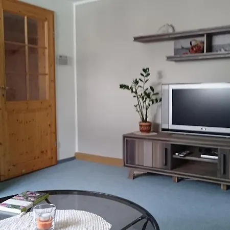 Louise Apartment *